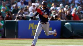 El boricua Kiké Hernández, de Medias Rojas, elegido Jugador de la Semana