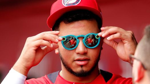 8-3. Ruiz debuta con un jonrón en el triunfo de los Dodgers sobre los Angelinos