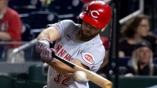 11-1. Schrock y Farmer destrozan a los Filis