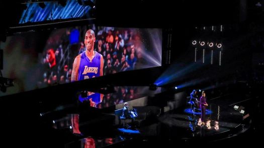 Rinden homenaje a Bryant antes del inicio del Partido de las Estrellas de la NBA