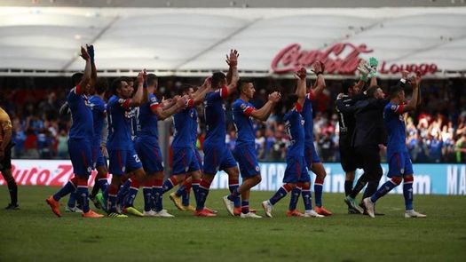 Cruz Azul va partido a partido, asegura el volante Misael Domínguez