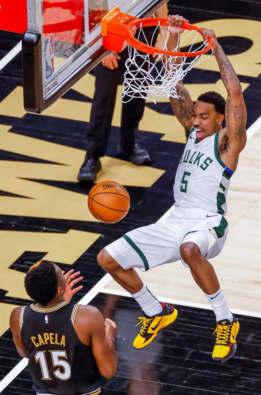 109-120. Reaparece Antetokounmpo y los Bucks le ganan a los Hawks el duelo de líderes de división