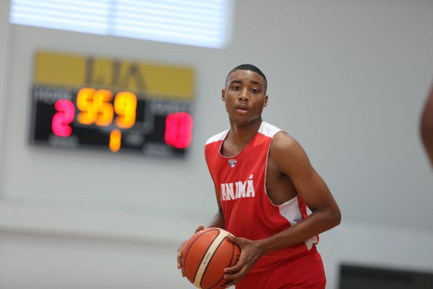 Los 12 Gladiadores rumbo al Centrobasket U15