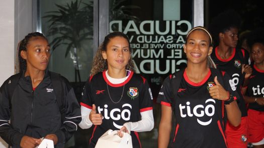 Selección Femenina de Panamá inicia su campamento en Medellín