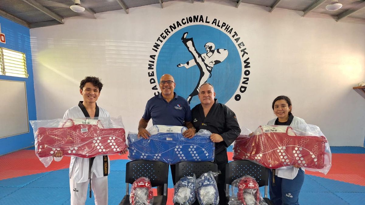 Taekwondo panameño recibe aportes tecnológicos rumbo a las Olimpiadas de París 2024.&nbsp;