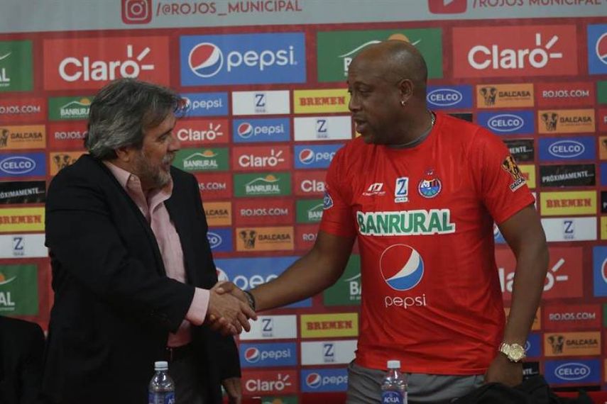 Municipal no contará con 12 jugadores, entre ellos el mexicano Kamiani