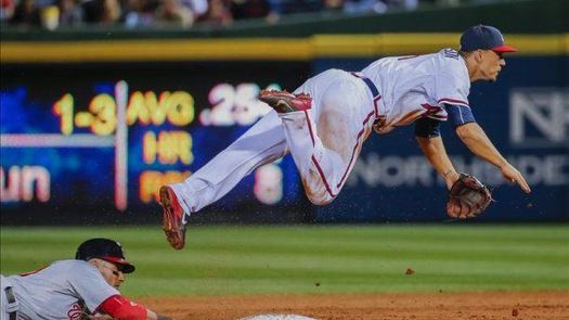 5-3. Peterson pega grand slam y da triunfo a los Bravos