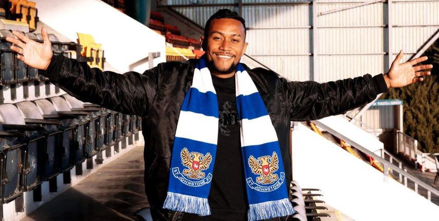 Griffith con el St. Johnstone.&nbsp;