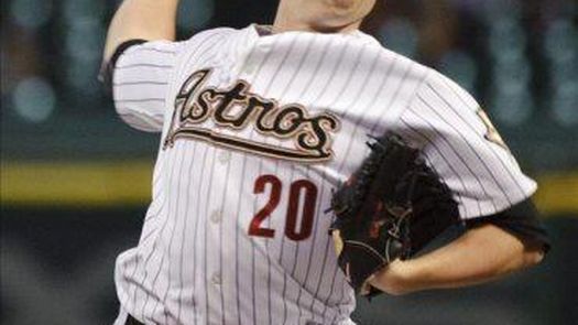 5-4. Norris domina desde la lomita a los Rojos