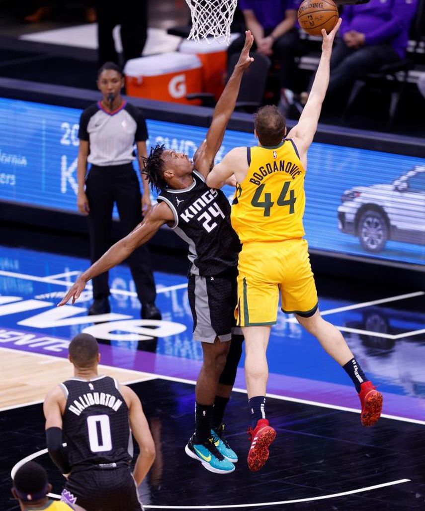 105-154. Bogdanovic lidera una anotación histórica de los diezmados Jazz