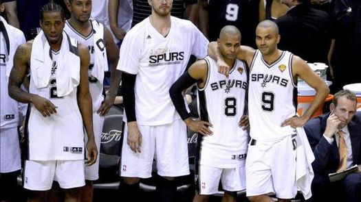 Splitter consiguió su primer título de la NBA e hizo historia para Brasil