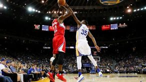 Victoria de Warriors y derrota de Cavaliers, que ficharon a J.R. Smith