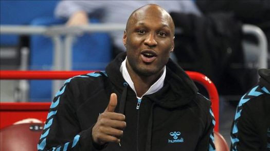 Lamar Odon reaparece en público junto a su cuñado Kanye West