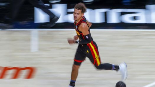 123-115. Young aporta un doble-doble y lidera la remontada de Hawks ante Pistons