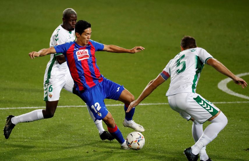 0-1. Boyé da los tres puntos al Elche ante un Eibar que falló un penalti