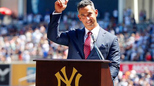 Los Yanquis retiran el 20 de Posada y le desvelan una placa