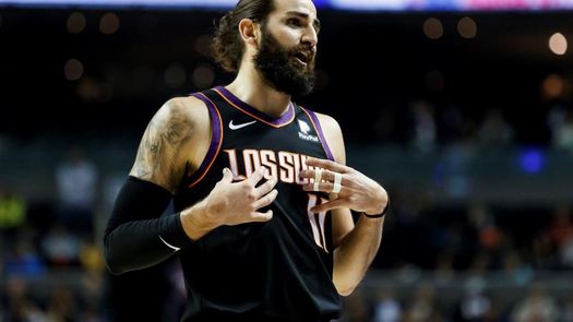 Rubio e Ibaka llegan a los 20 puntos y deciden triunfos de Suns y Raptors