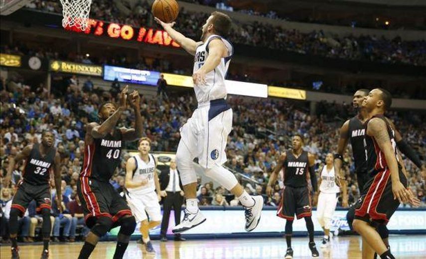 Warriors pierden el invicto; destacan los Raptors; los Lakers logran su primer triunfo