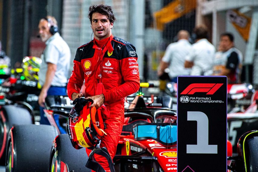 Carlos Sainz Jr. logra la pole position en Singapur