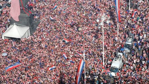 Croacia festeja hasta la madrugada:Perdisteis, pero conquistasteis el mundo Croacia festeja hasta la madrugada:Perdisteis, pero conquistasteis el mundo