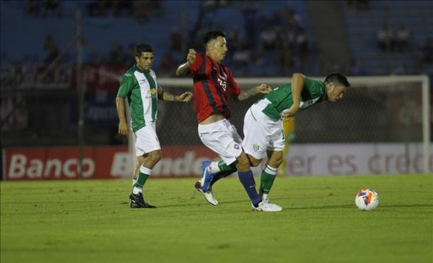 Racing se refuerza en la antesala de la serie ante Puebla