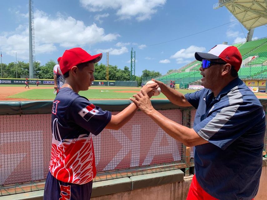 Panamá en sus entrenamientos en Taiwán previo al debut en la Copa Mundial U12.