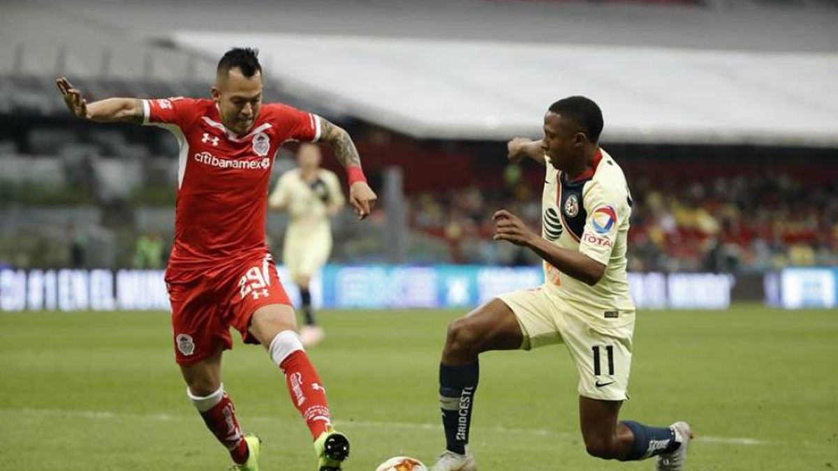 Ibargüen no pone como pretexto la cancha del Azteca para hacer un buen juego