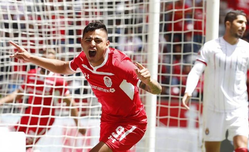 El Guadalajara saca empate de 2-2 en casa del Toluca
