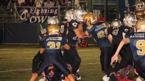 Intensa acción del Football Americano Kiwanis