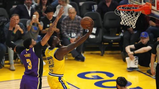 Exhibición de Lakers, sin James; Thunder siguen ganando