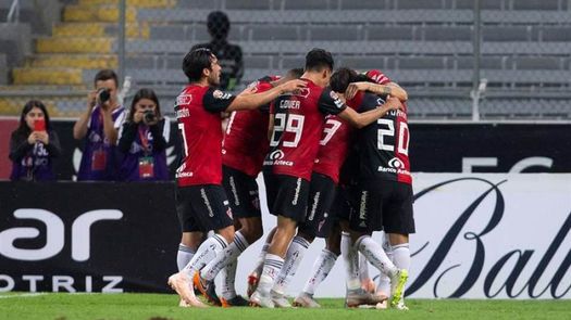 Atlas gana su primer partido del Apertura, 2-0 sobre el Toluca