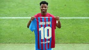 Ansu Fati renueva con el Barcelona hasta 2027