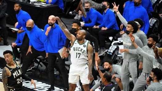 107-118: Los Bucks se imponen a los Hawks y jugarán la final contra los Suns