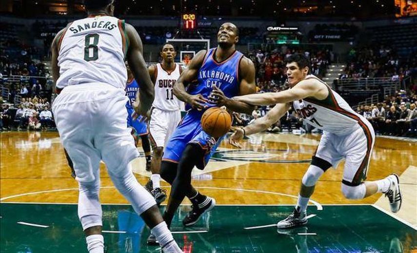 85-78. Mayo lideró el ataque ganador de los Bucks; Ibaka 14 puntos