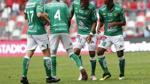 Cruz Azul lidera el Apertura; el chileno Dávila y el francés Gignac a los goleadores
