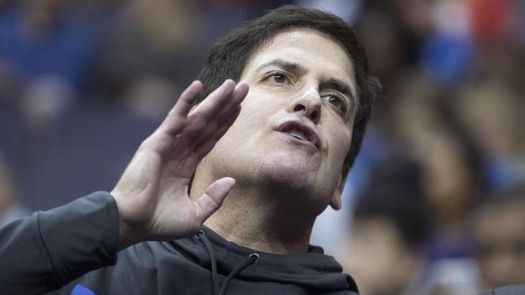 Mark Cuban confirma que Mavericks no tocarán himno nacional en su campo