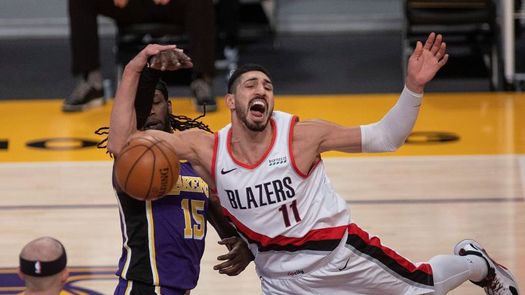 118-103. Kanter, con 30 rebotes, establece marcas en triunfo de Trail Blazers