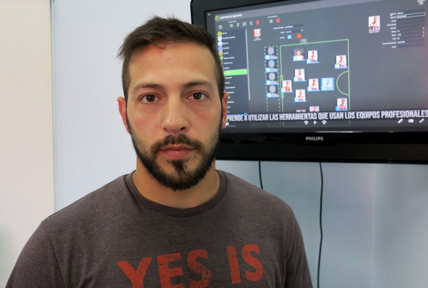 El fútbol argentino tiene una cuenta pendiente con el videoanálisis, dice experto