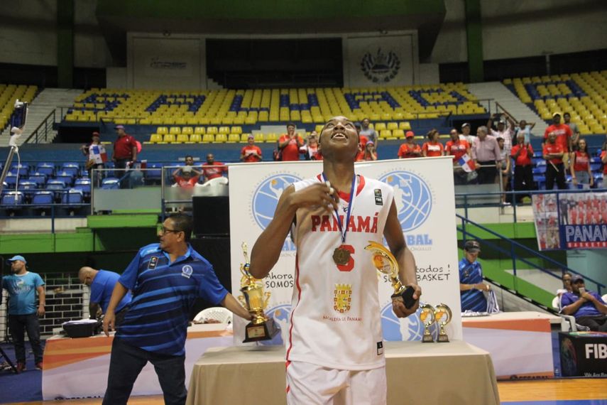 Aldimir Castillo es invitado a la Academia de la NBA de América Latina