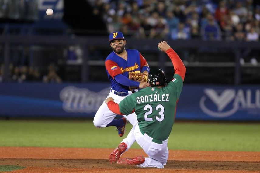 Adrián González lidera al México que reta a República Dominicana y Venezuela