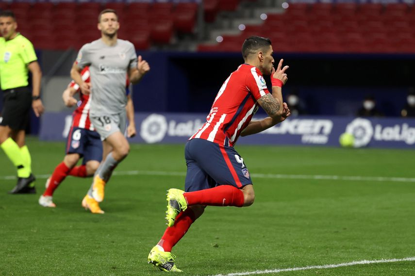 Luis Suárez y Llorente, 27 goles y 33 puntos