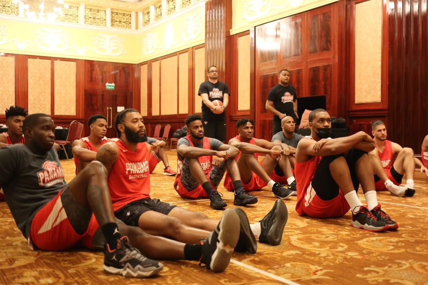 Entrenamientos de la Selección Nacional Mayor de Panamá, en Buenos Aires