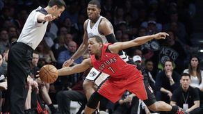 124-83. Williams encabezó la exhibición encestadora de los Raptors