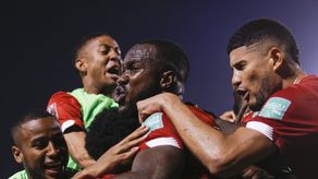 Waterman marcó 4 goles viniendo de la banca.&nbsp;