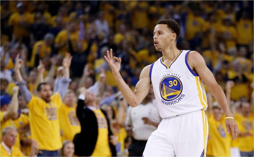 110-106. Curry y Livingston salvaron a los Warriors que toman ventaja