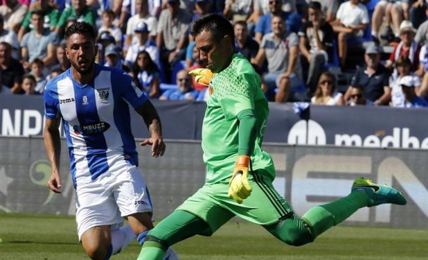 Alves ya ha detenido diecisiete penaltis de los 39 que le han lanzado en Liga