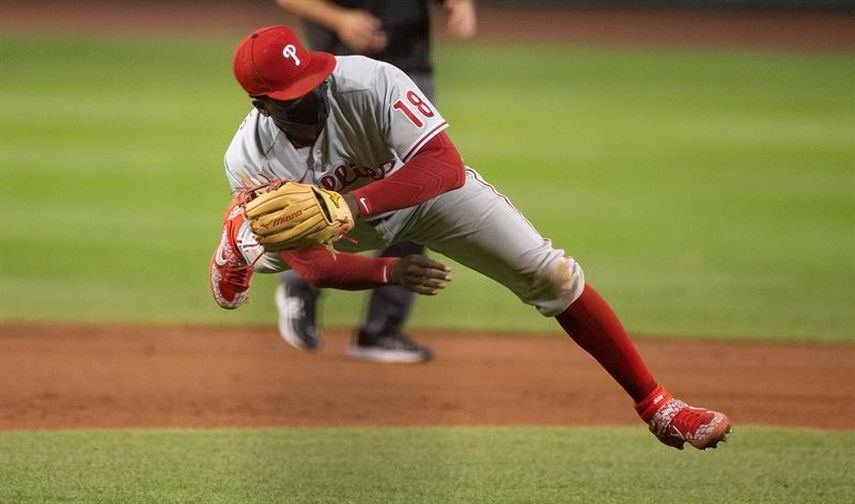 7-6. Gregorius jonronea en la victoria de los Filis
