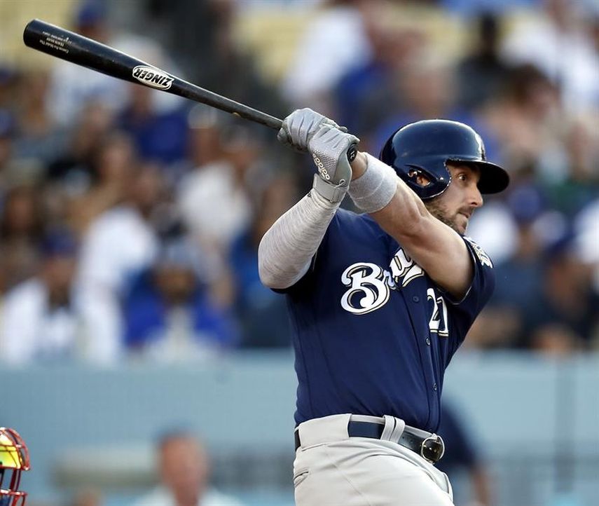 4-1. Shaw pega un doble y marca la victoria de los Cerveceros sobre los Cardenales