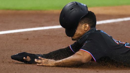 5-4. Sierra define con sencillo el triunfo de los Marlins