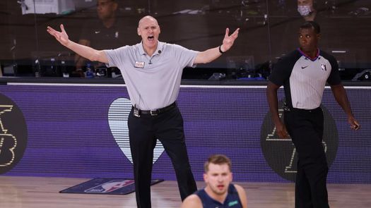 115-104. Regreso de All-Star de Doncic al conseguir un triple-doble